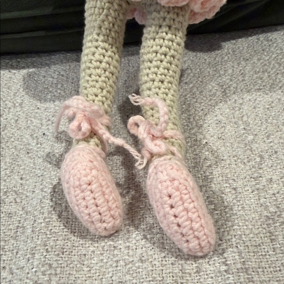 Fernando &James Crochet Ballerina Bunny - Picture 7 of 8